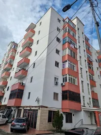 LEZHE - Shitet Apartament 3+1, afer SPAR/Shtraus