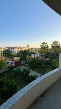 Vila ne shitje ne Sarave Lushnje - 6 dhoma dhe 3 banjo