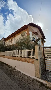 Vile me Shitje në Lushnjë, 5 Dhoma, 3 Banjo