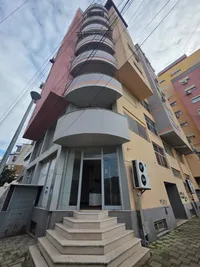 💰 35.000 € Çmim i diskutueshëm Dyqan 50 m2 - Për shitje - Fier
