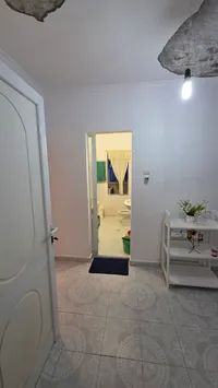 SHITET APARTAMENT 1+1 PRANE SHKOLLES MEKANIKE LUSHNJE