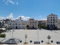 Shitet Apartament në Qendër të Mesologhit, Greqi – Sheshin Markos Botzaris – Mundësi Ideale Investimi!